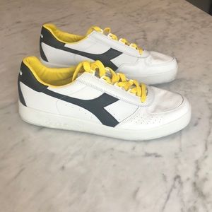 Diadora Black, Yellow, White